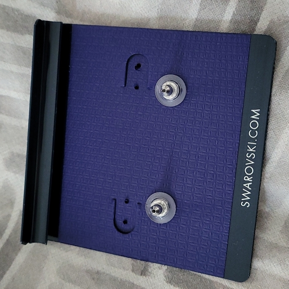 Swarovski Crystal Stud Earrings - Picture 4 of 9